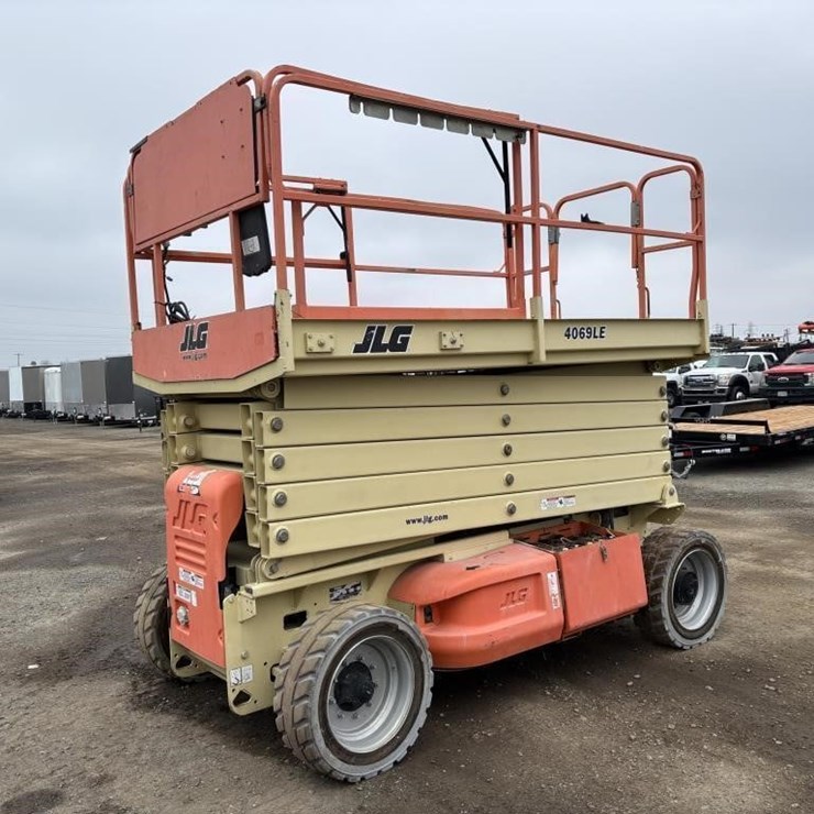 JLG 4069LE