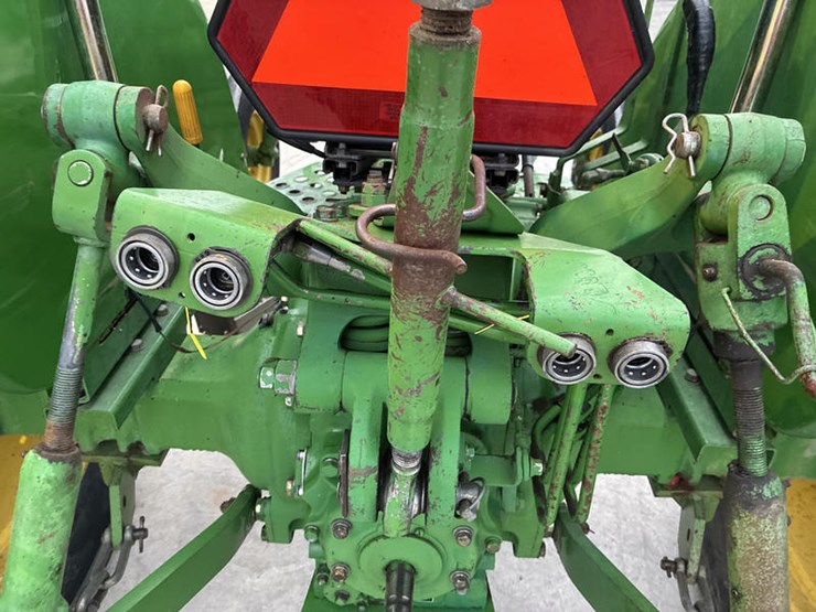 john-deere-1650-image-21