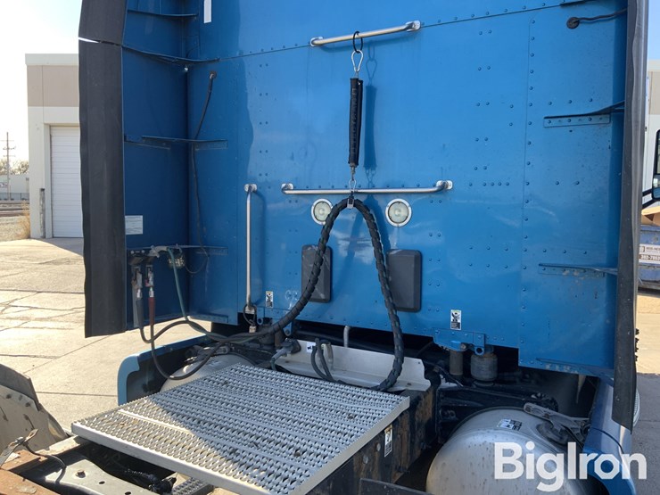 2014-peterbilt-579-image-16