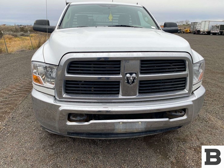 2010-dodge-2500-image-8