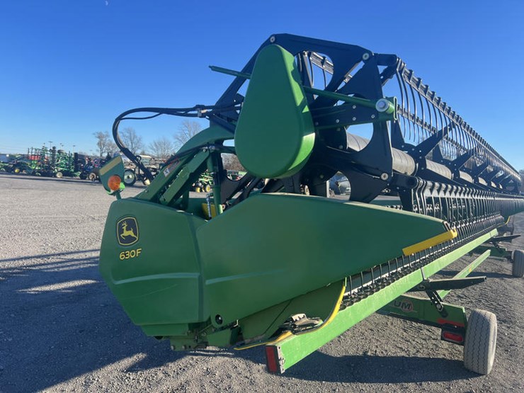 john-deere-630f-image-10