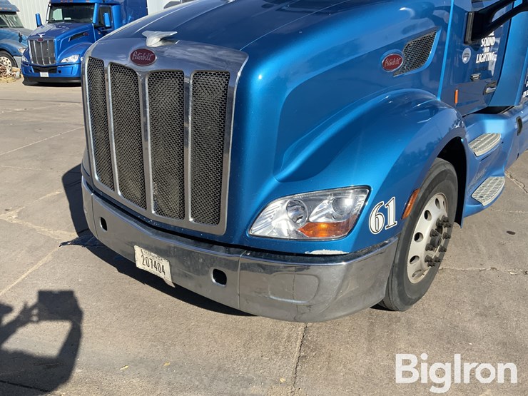 2014-peterbilt-579-image-9