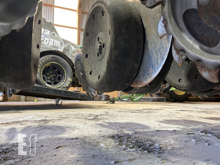 2014-john-deere-db60-image-59