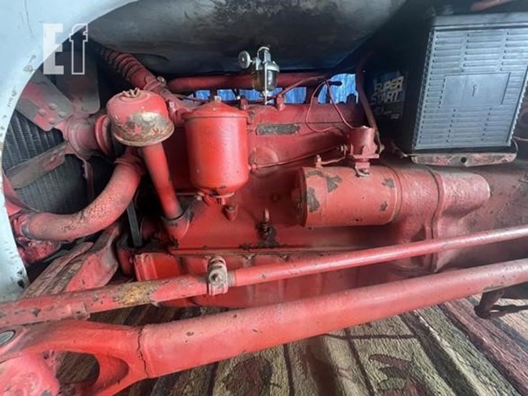 ford-tractor-image-11