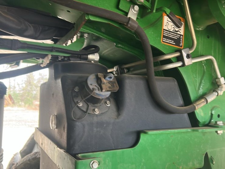 john-deere-cp690-image-40