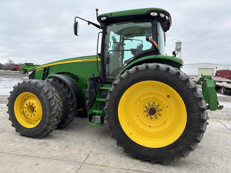 john-deere-8370r-image-9