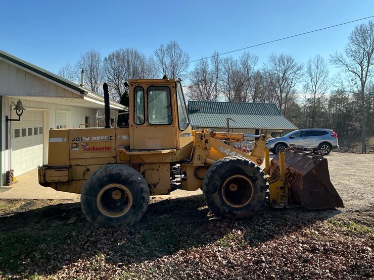 1989-deere-444e-image-7