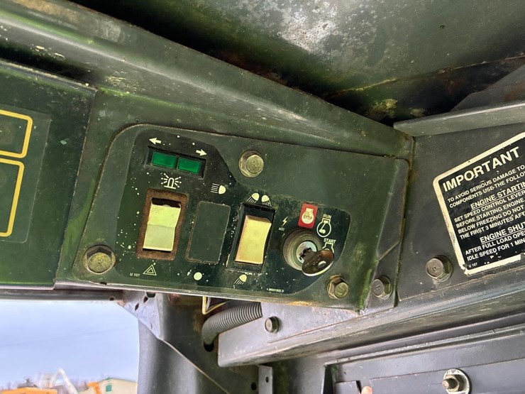 new-holland-ls180-image-15