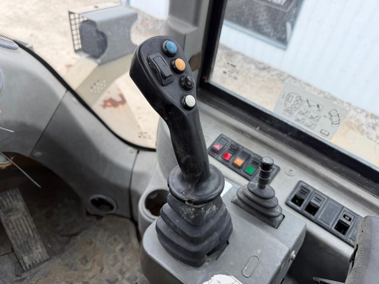 2016-sdlg-l938f-image-27