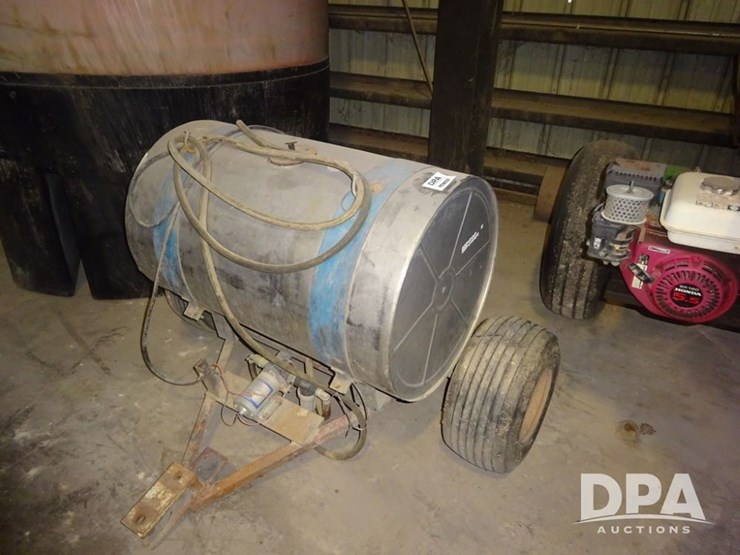 pull-behind-sprayer-(pz14237)-image-1