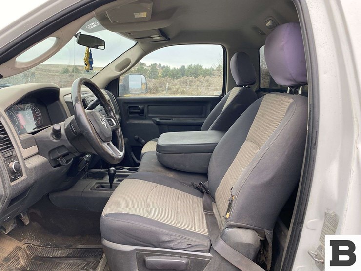 2010-dodge-2500-image-37