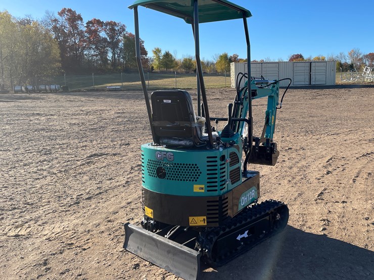 #9261-•-unused-2025-cfg-mini-excavator-image-3