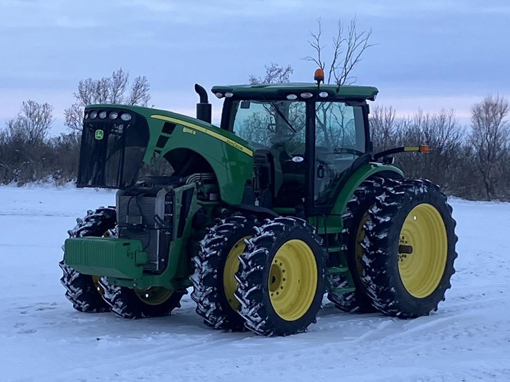 2010-john-deere-8295r-image-8