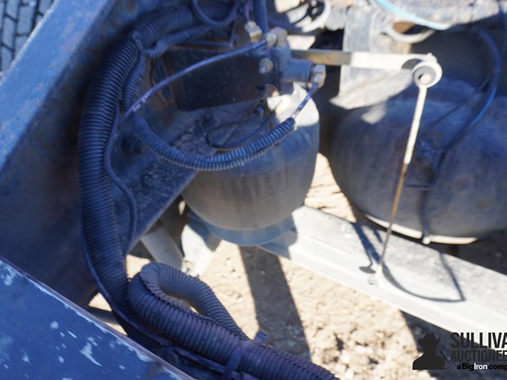 peterbilt-379-image-17