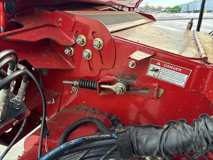 case-ih-6088-image-22