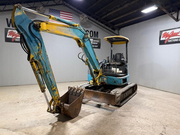 komatsu-pc50mr-image-2