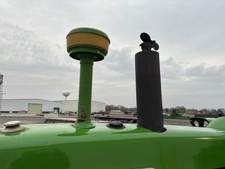 john-deere-4020-image-32