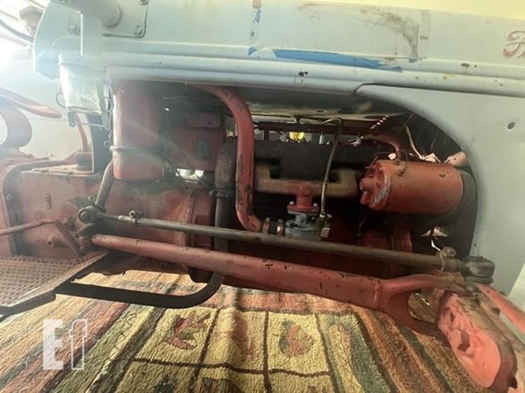 ford-tractor-image-12