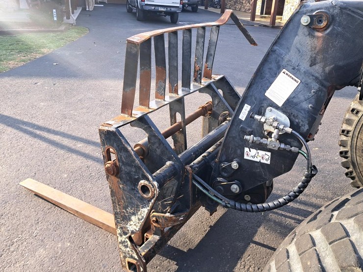 2019-manitou-mlt840-image-23