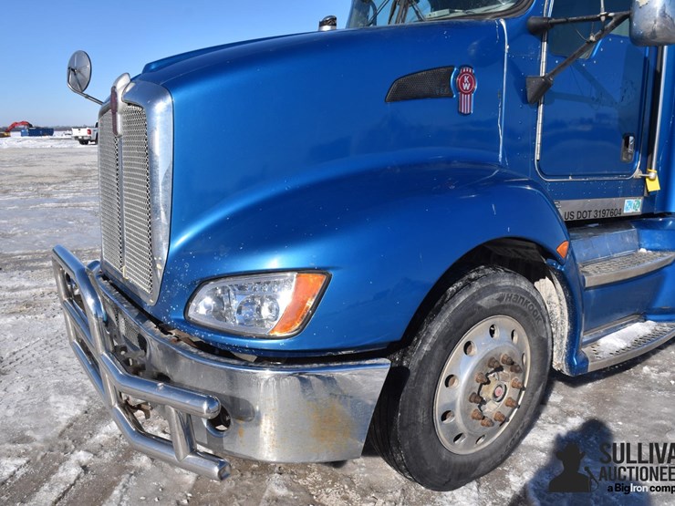 kenworth-t660-image-10