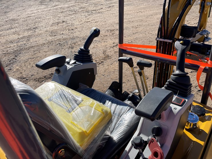 #9287-•-unused-2025-cfg-mini-excavator-image-7