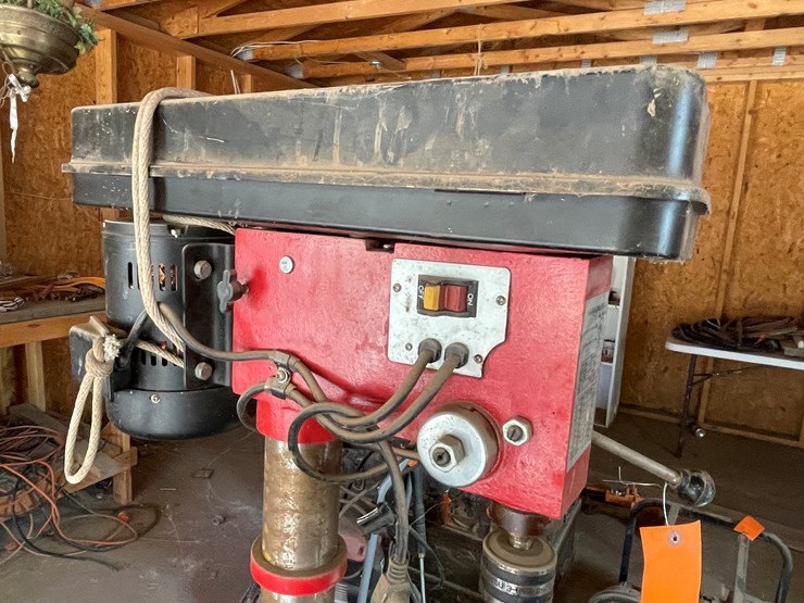 #3690-•-16-speed-drill-press-image-2