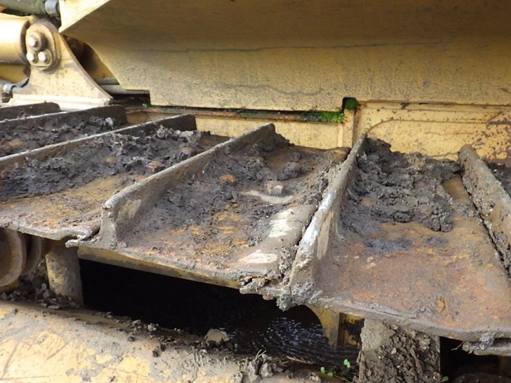 caterpillar-d4g-image-14