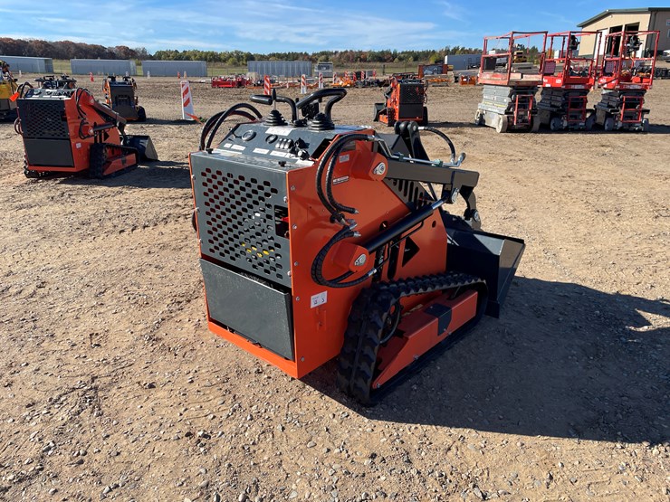 #9375-•-unused-2025-landhero-mini-skid-steer-image-4
