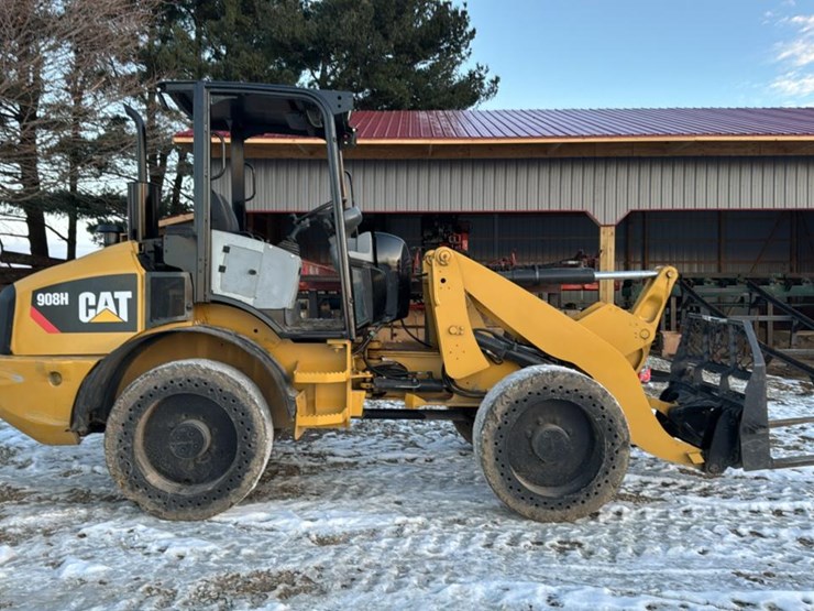 caterpillar-908h-image-6