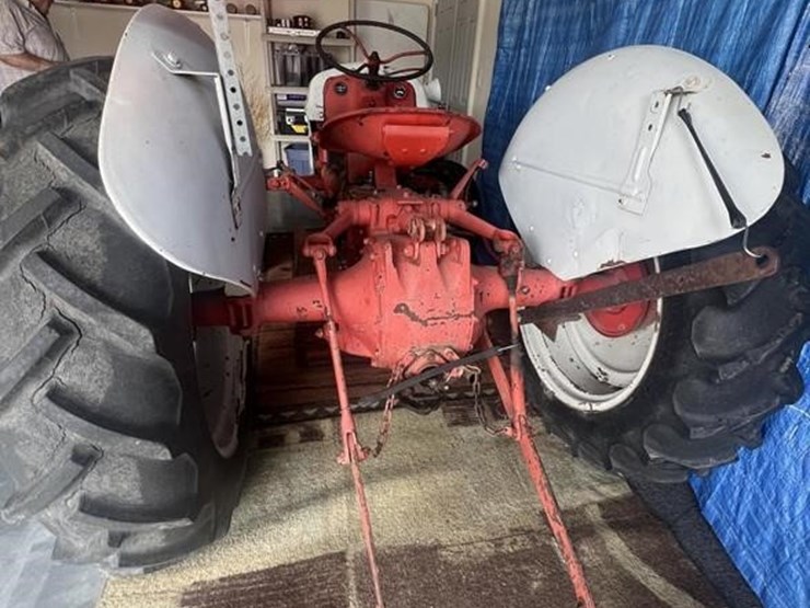 ford-tractor-image-4