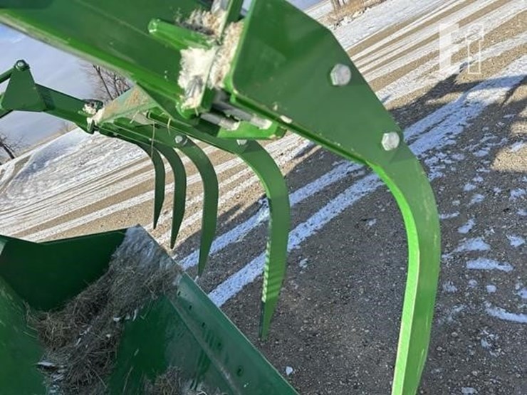 2023-john-deere-6r-155-image-23