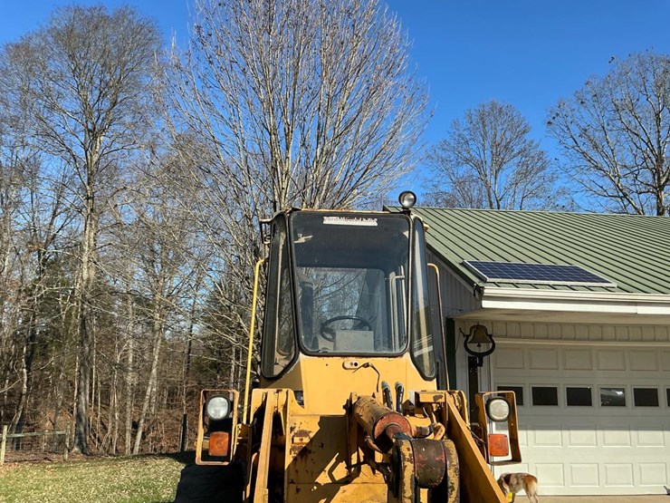 1989-deere-444e-image-40