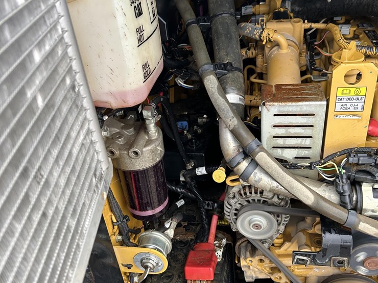 caterpillar-262d-image-26