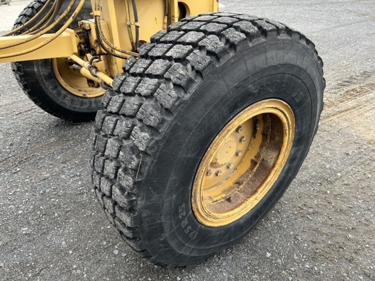 2006-caterpillar-160h-image-40