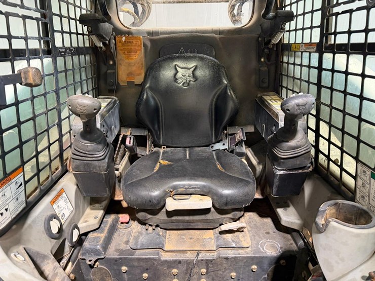 bobcat-t650-image-21
