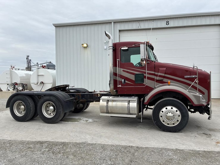 kenworth-t800-image-3