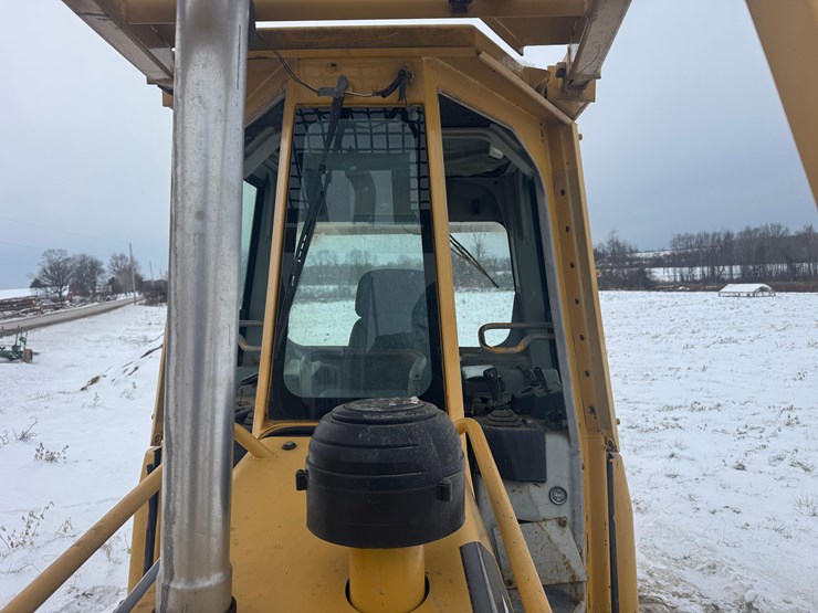 caterpillar-d5g-lgp-image-11