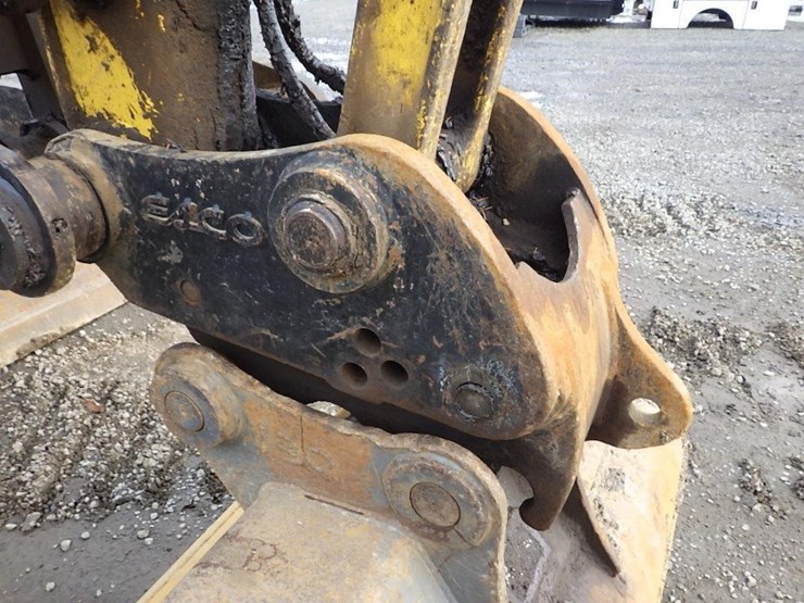 komatsu-pc138us-lc-2-image-9