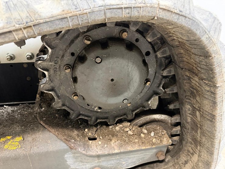 bobcat-t770-image-14