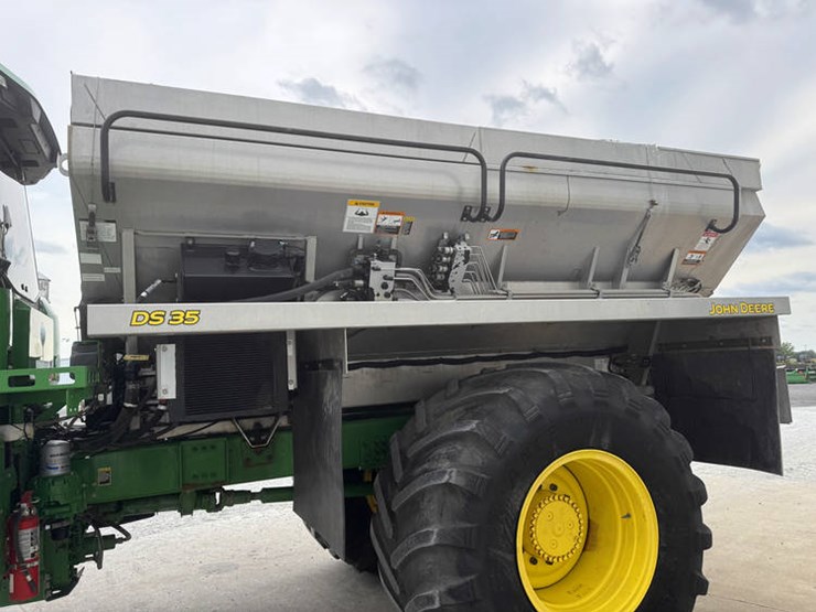 john-deere-800r-image-16