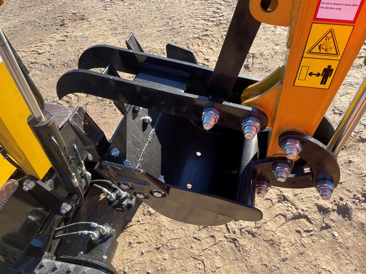 #9265-•-unused-2025-cfg-mini-excavator-image-5