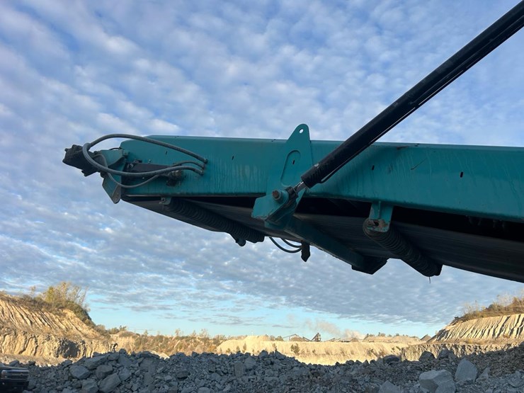 caterpillar-c12-image-23