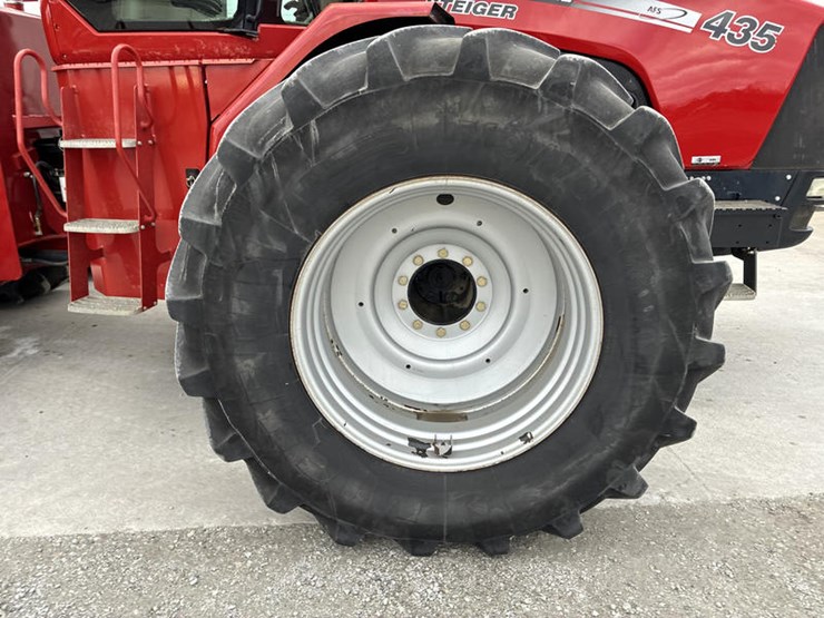 2010-case-ih-steiger-435-image-52