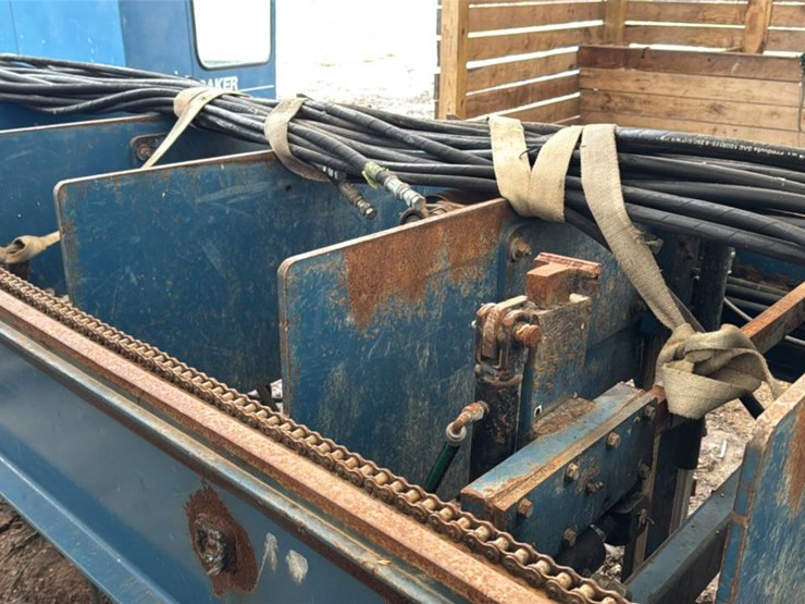 #166-•-2012-baker-dominator-stationary-bandmill-image-25