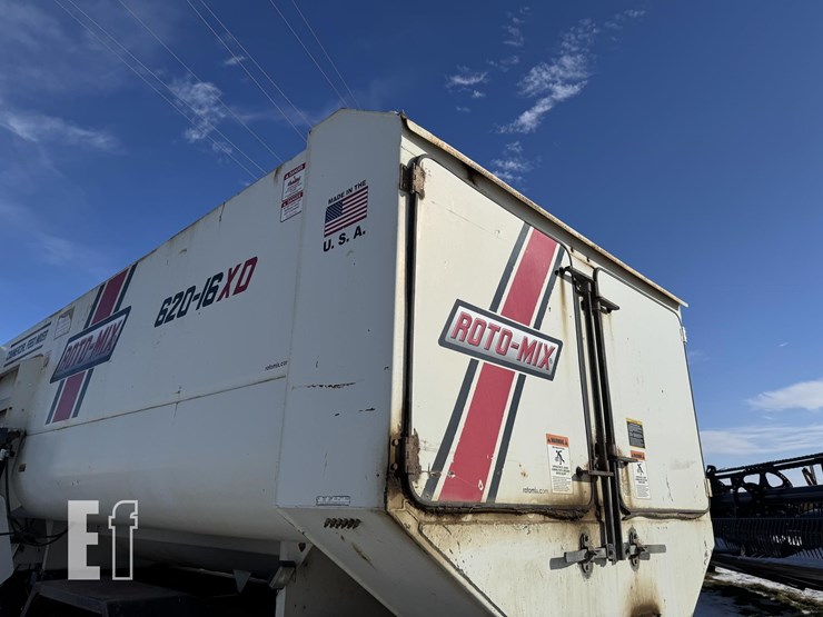 2014-kenworth-t370-image-32