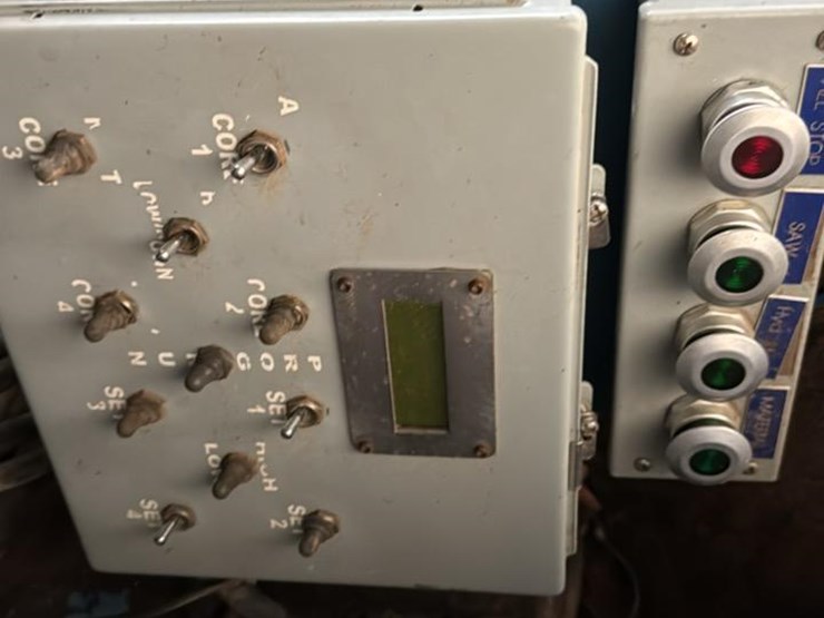 #166-•-2012-baker-dominator-stationary-bandmill-image-65