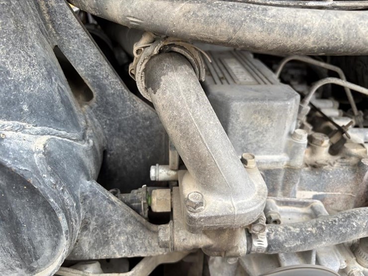 2006-caterpillar-246b-image-38