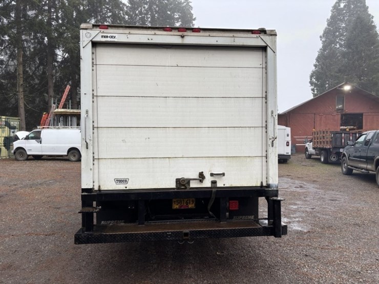 2005-ford-e450-sd-image-4