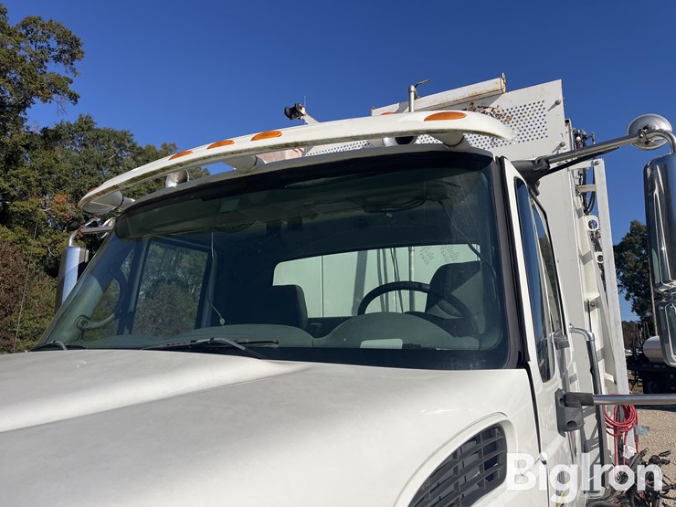 international-7600-image-15