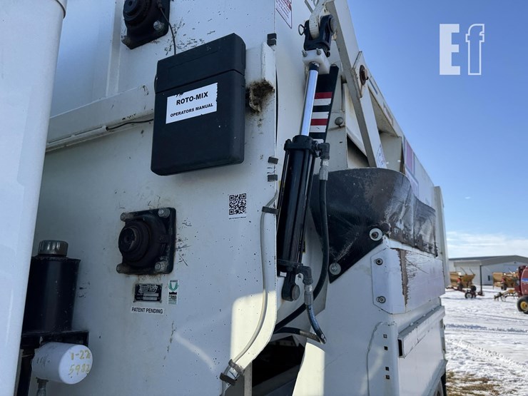 2014-kenworth-t370-image-51